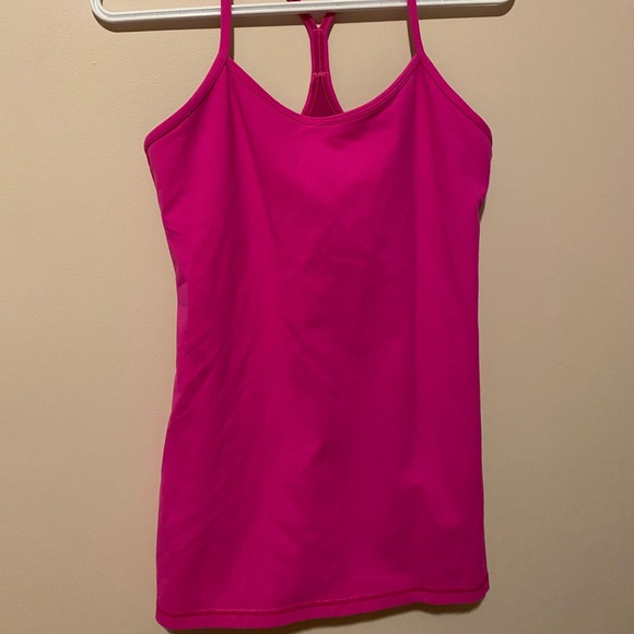 Lululemon tank - Picture 1 of 3